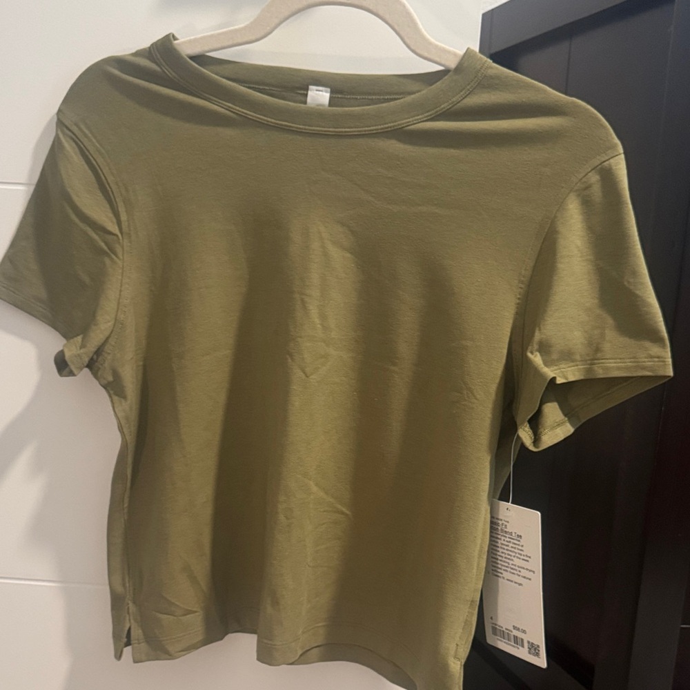 lululemon athletica Short Sleeve Tee in Olive